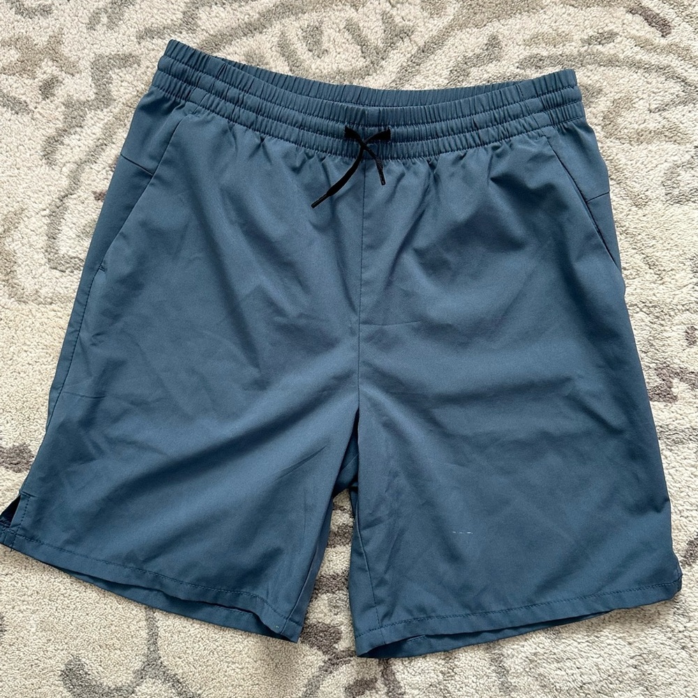 Set of 4 Boys Old Navy Performance Shorts - Picture 7 of 8
